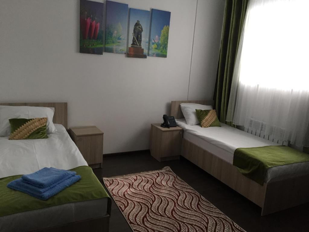 Altyn Orda Hotel Petropavlovsk Bagian luar foto